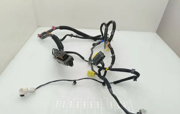KIA Rio Front door wiring loom 91600H8320