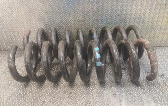 Mercedes-Benz C W203 Set of springs and shock absorbers (Front and rear) 