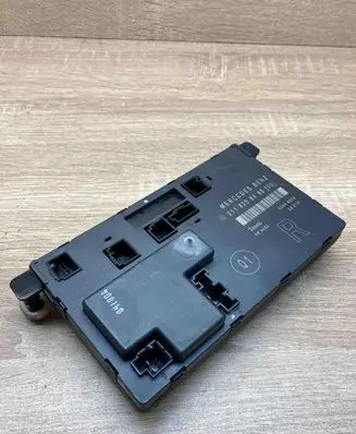 Mercedes-Benz E W211 Door control unit/module 2118208485