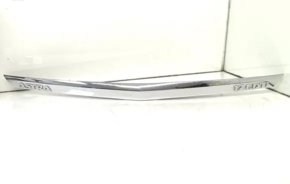 Opel Astra H Tailgate trim 13223917