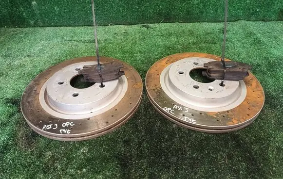 Opel Astra J Rear brake disc