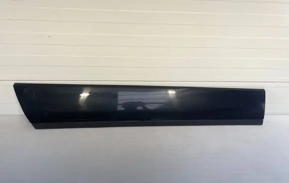 Land Rover Evoque I Front door trim (molding) BJ3M21064