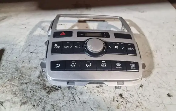 Toyota Avensis Verso Climate control unit 5590044490