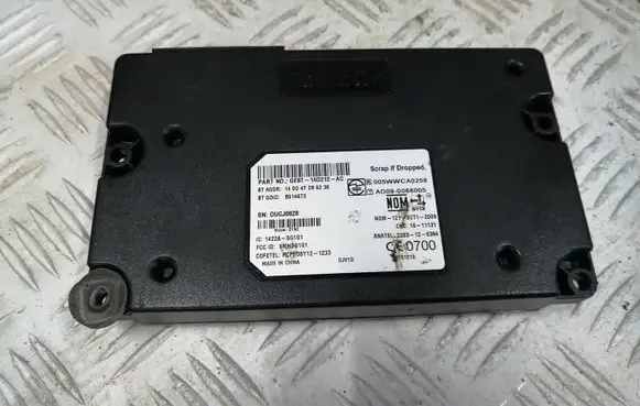 Ford Fiesta Fuse module GE8T14D212AC B014673 140D4F2B6236