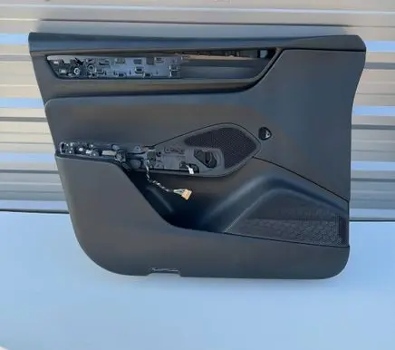 Porsche Macan (95C) Door card panel trim set 95C867011T 09092025 0151M3