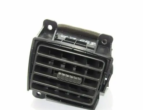 Nissan X-Trail T30 Dash center air vent grill 68760EQ000