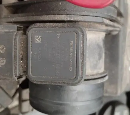 Mercedes-Benz A W169 Mass air flow meter a0000942948