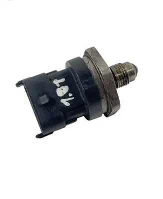 Ford Focus Fuel pressure sensor BM5G9F972BA