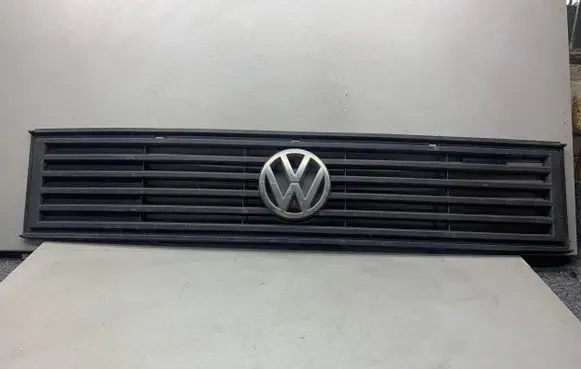 Volkswagen I LT Front bumper upper radiator grill 281853653F 042410