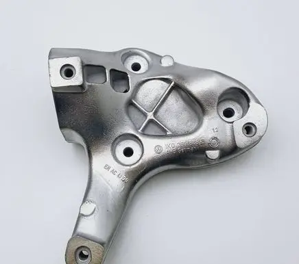 Volkswagen Touran I A/C compressor mount bracket 1K0260885B