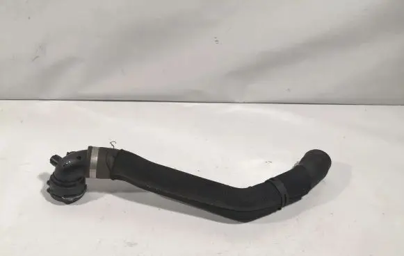 Audi A5 Sportback 8TA Engine coolant pipe/hose 8K0121055E