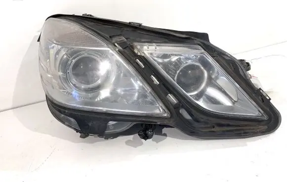 Mercedes-Benz E W212 Headlight/headlamp A2128206261