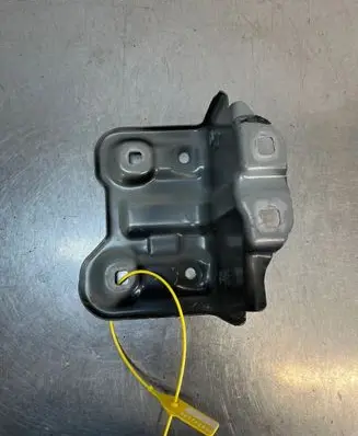 Renault Captur II Fender mounting bracket DORENAULTCAPTURII2