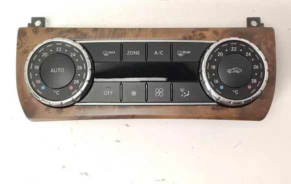 Mercedes-Benz CLS C218 X218 Climate control unit 2049005805