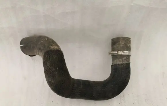 Jeep Grand Cherokee Intercooler hose/pipe 55038006AE 389191
