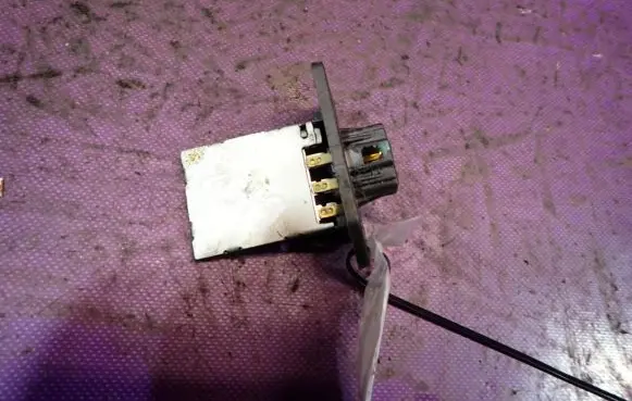 Hyundai i20 (GB IB) Heater blower motor/fan resistor