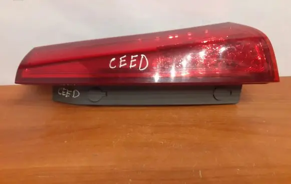 KIA Ceed Rear/tail lights 924041H3 12138
