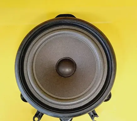 Audi A4 S4 B6 8E 8H Front door speaker 8E0035411