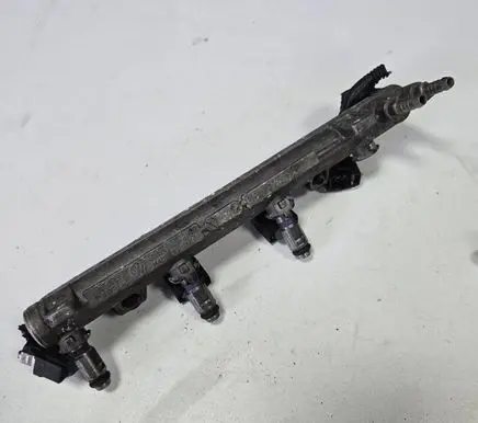 Volkswagen Polo III 6N 6N2 6NF Fuel main line pipe 036133319