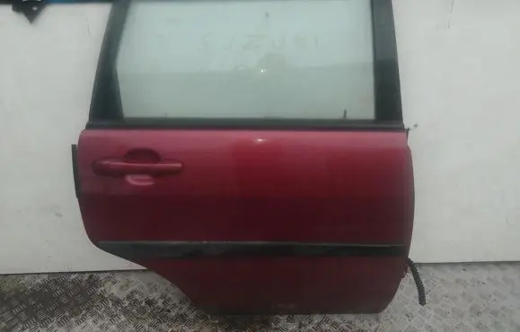 Suzuki Liana Rear door