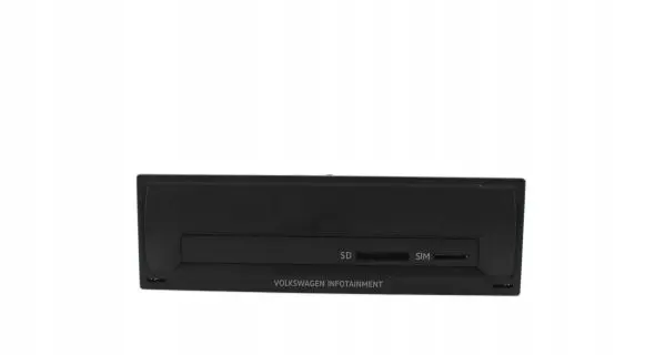 Volkswagen Touareg III Radio/CD/DVD/GPS head unit 760035063A