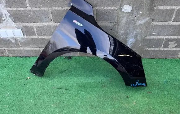 Ford Focus Fender 