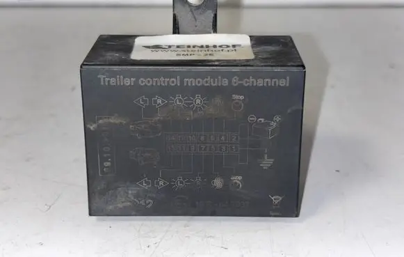 Volkswagen Touran I Tow bar trailer control unit/module 10R047537