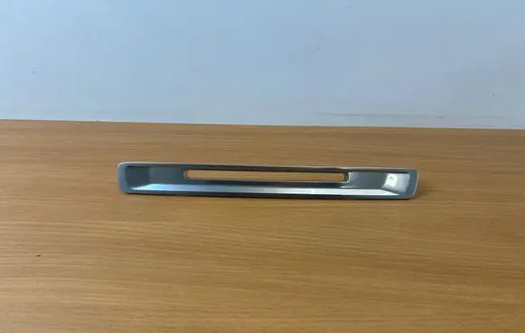 Volvo XC60 Radio/GPS head unit trim 30755619