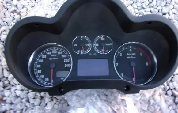 Alfa Romeo 147 Speedometer (instrument cluster) 156071228