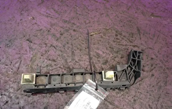 Honda Civic Front bumper mounting bracket NF12H0G