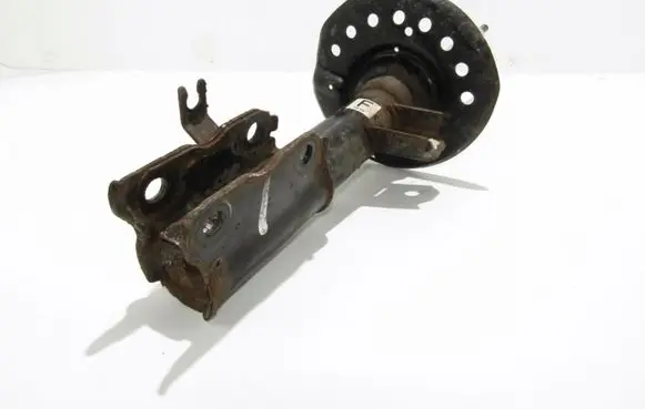 Nissan X-Trail T30 Front shock absorber/damper