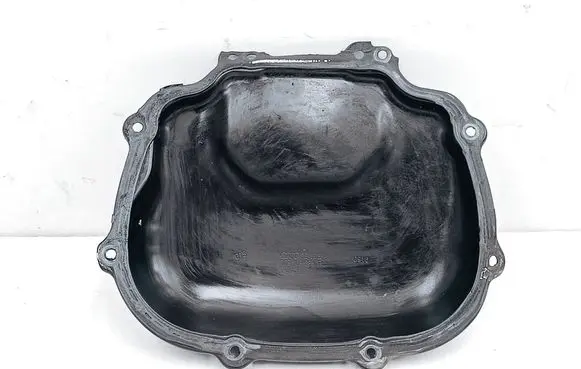 Audi Q7 4M Timing belt guard (cover) 06E109285P