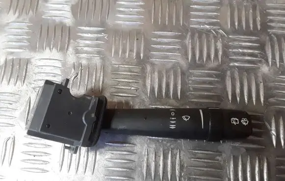 Volvo V70 Wiper control stalk 9452391 03W04A