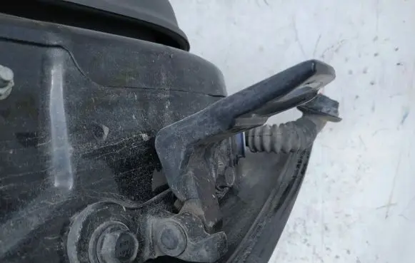 Opel Signum Rear door lower hinge