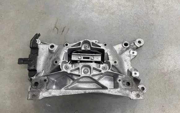 Audi Q5 SQ5 Gearbox mounting bracket 80A399262BA