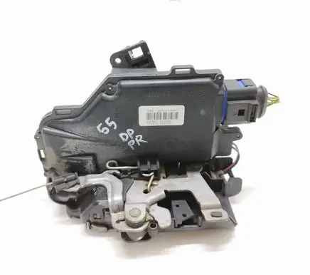 Skoda Octavia Mk2 (1Z) Front door lock 3D1837016AC A00468