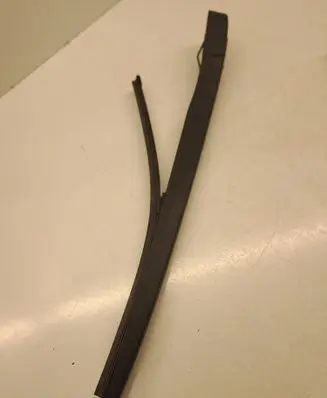 BMW 5 G30 G31 G38 Rear wiper blade 7403856 W000078126
