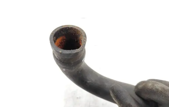 Audi A4 S4 B5 8D Engine coolant pipe/hose 8D0121101D