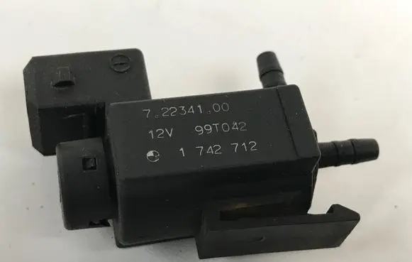 BMW 5 E39 Vacuum valve 1742712 72234100 99T042