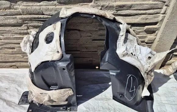 Peugeot 2008 II Front arch 9837467580 9862597580