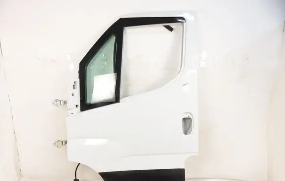 Iveco Daily 6th gen Front door 