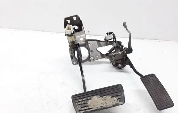 Honda Prelude Pedal assembly 