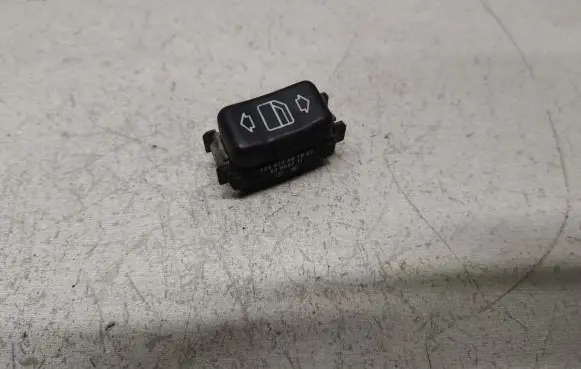 Mercedes-Benz E W124 Electric window control switch 1248208910 03809711