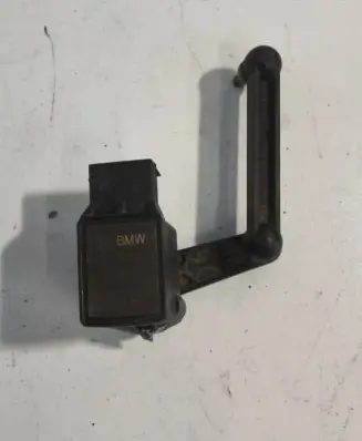 BMW 5 E39 Front height sensor lever 1093700 130405