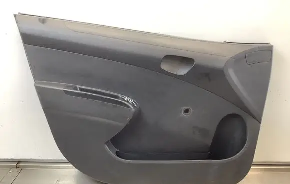 Chevrolet Spark Front door card panel trim 6872378983 M300DTDR