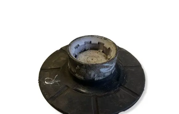 Mercedes-Benz Vito Viano W447 Rear coil spring rubber mount A4473240006