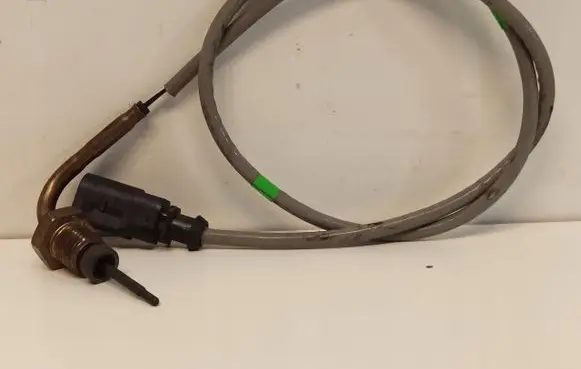 Audi A3 S3 8V Exhaust gas temperature sensor 04L906088BL
