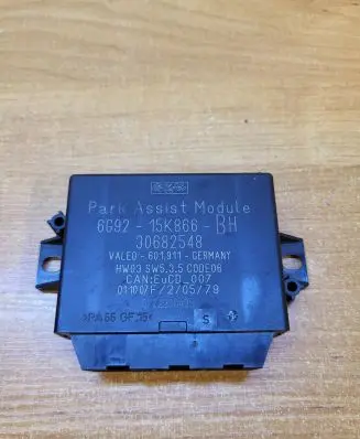 Volvo V70 Parking PDC control unit/module 30682548 601911 0722900435