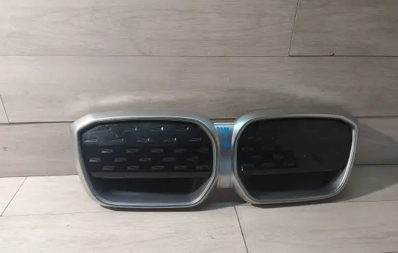 BMW iX3 G08 Front bumper upper radiator grill 9881798