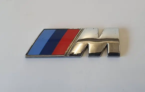 BMW 4 F32 F33 Fender model badge letters 8058881 8058882